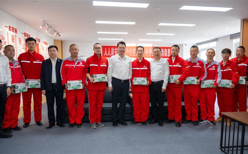 集团向导率队赴雅安、甘孜调研并督导矿山清静生产