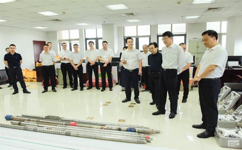 徐志文在物探院调研时强调：打造“金刚钻”，，，，，，服务“大工业”