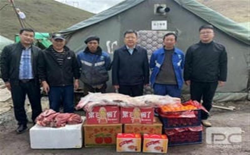 华锋钻探深入项目一线，，，，协力攻坚破难题