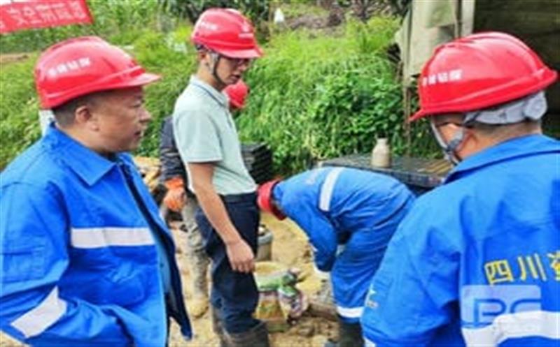 华锋钻探以手艺立异为引领，，，，破解施工难点 为集团“一号工程”顺遂实验保驾护航