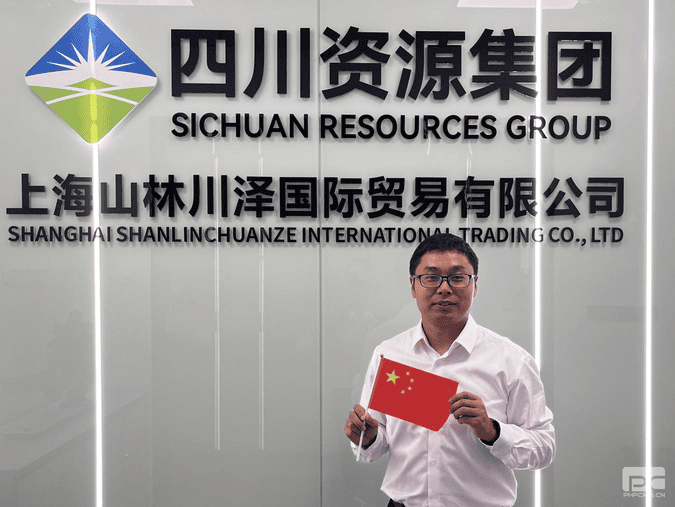 “盛世华诞，，，纸短情长”产融生长公司给祖国的三行情诗_协同多元工业_工业生长_凯时凯时首页有限责任公司